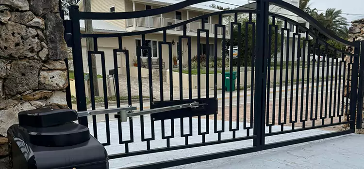 Swing Gate Opener with Keypad Wentzville
